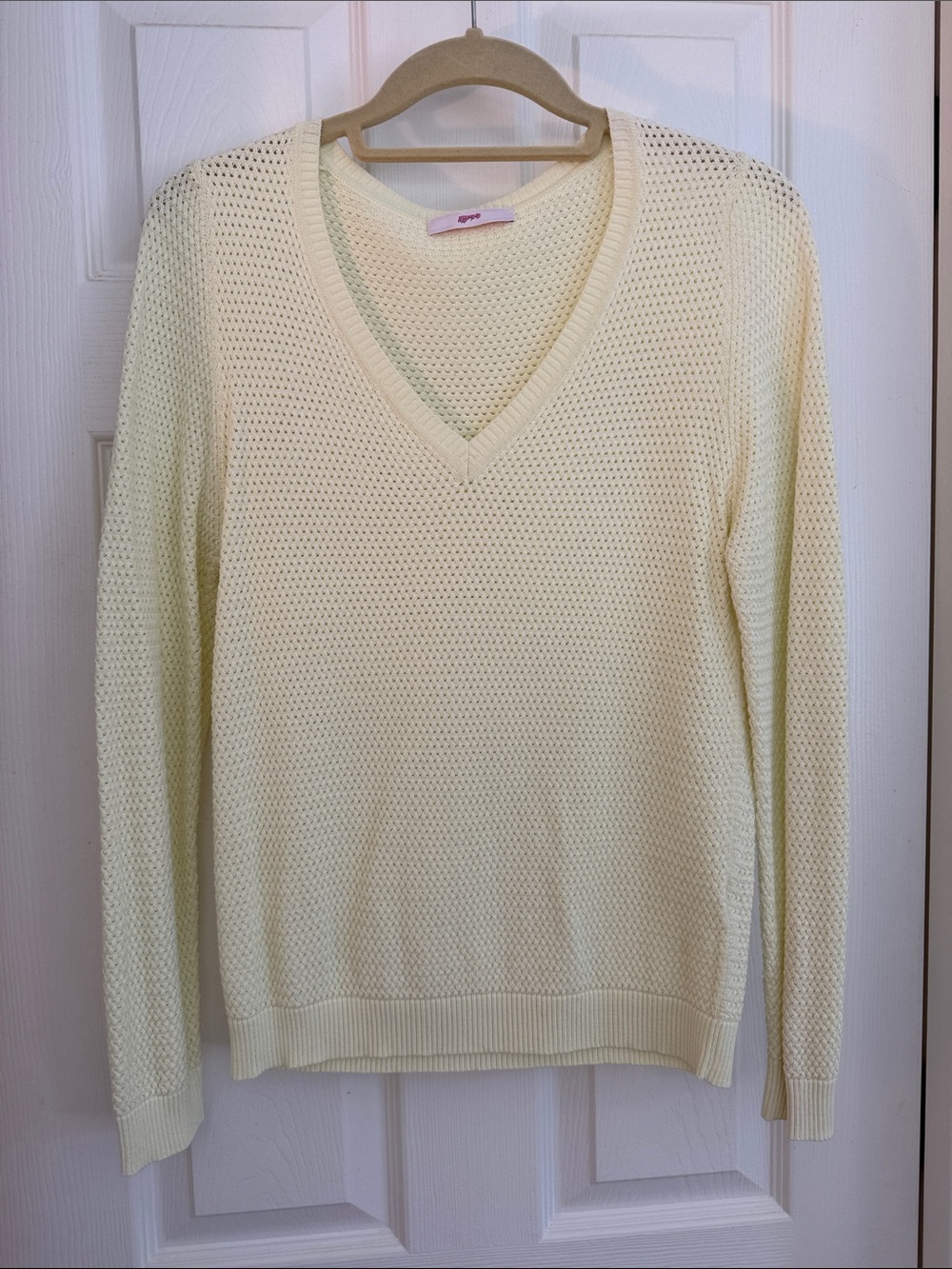 Leggiadro Women's Lemon Yellow V-Neck Knit Sweater Sz M